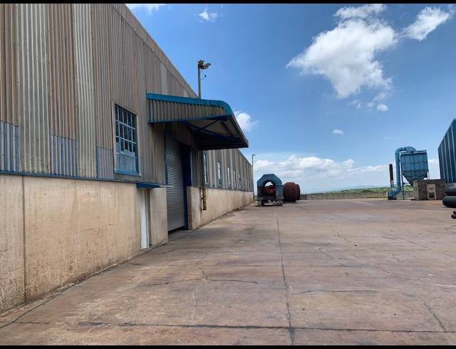 3,220M² WAREHOUSE FOR SALE IN CATO RIDGE